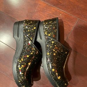 Sanita Nurse’s shoes. Like new. Wore them twice.